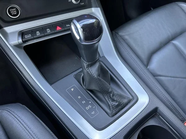 AUDI Q3 Sportback (2023) — foto 15 van 35