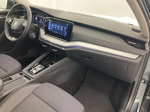 SKODA Octavia Combi (2021) — foto 29 van 36