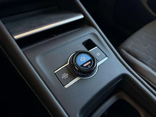 Volkswagen Tiguan (2026) — foto 9 van 23
