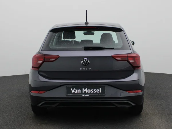Volkswagen Polo (2023) — foto 34 van 38