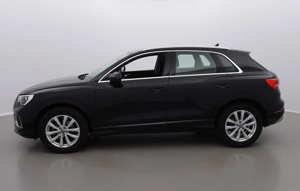 Audi Q3 (2019) — foto 12 van 35
