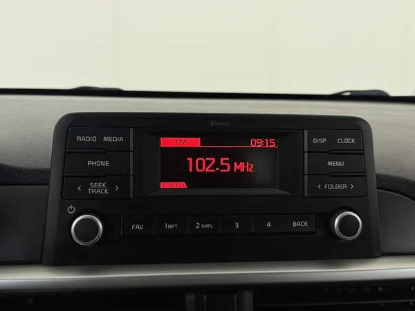 KIA Picanto (2021) — foto 9 van 23