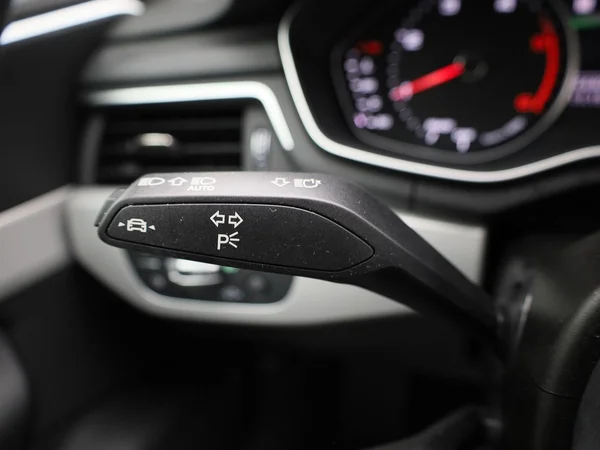 Audi A4 (2024) — foto 15 van 46