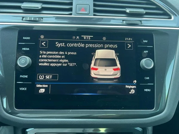 VOLKSWAGEN Tiguan Dsl (2022) — foto 17 van 28