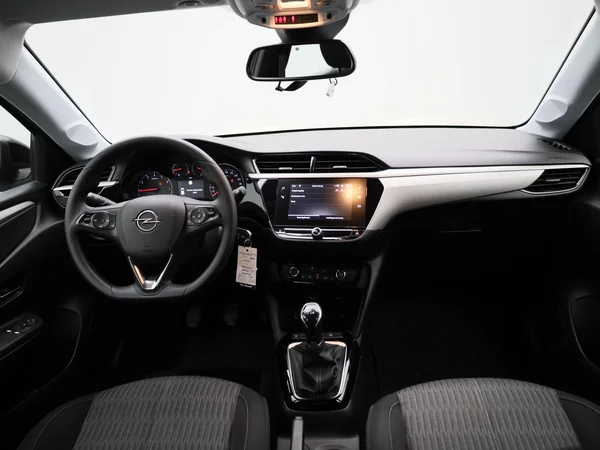 Opel Corsa (2022) — foto 29 van 40