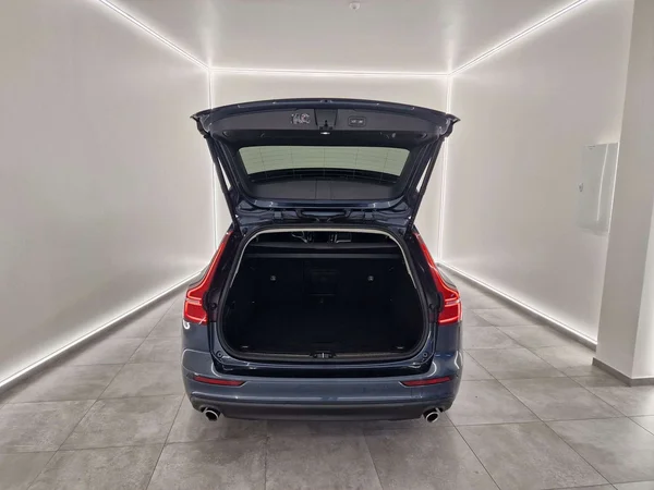 Volvo V60 (2022) — foto 12 van 17