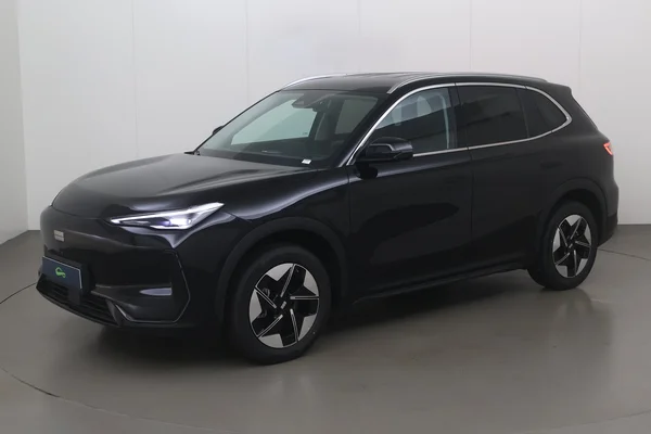 GEELY E5 (2026) — foto 1 van 20