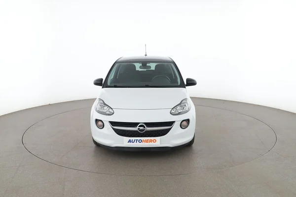 Opel Adam (2017) — foto 15 van 16
