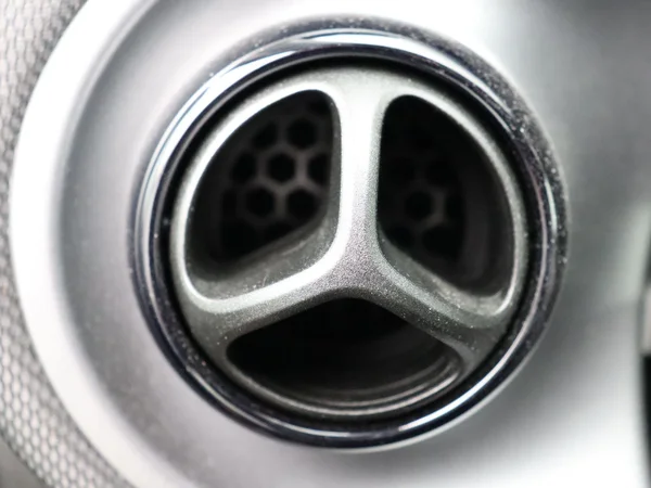 smart Fortwo (2024) — foto 3 van 28