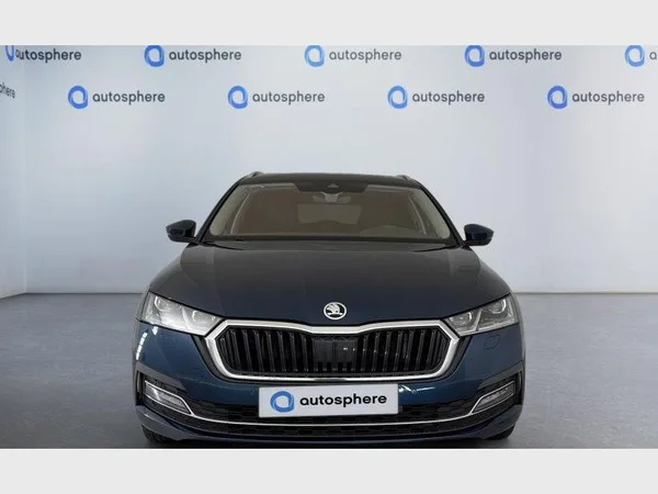 Skoda Octavia Combi (2021) — foto 12 van 39