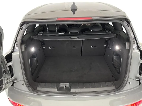 MINI Mini Clubman (F54 LCI) (2022) — foto 9 van 22