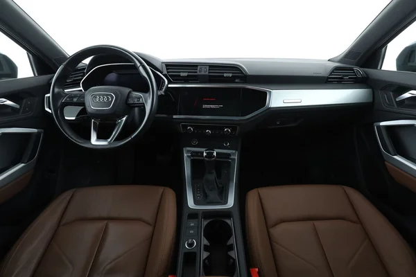 Audi Q3 (2021) — foto 3 van 16