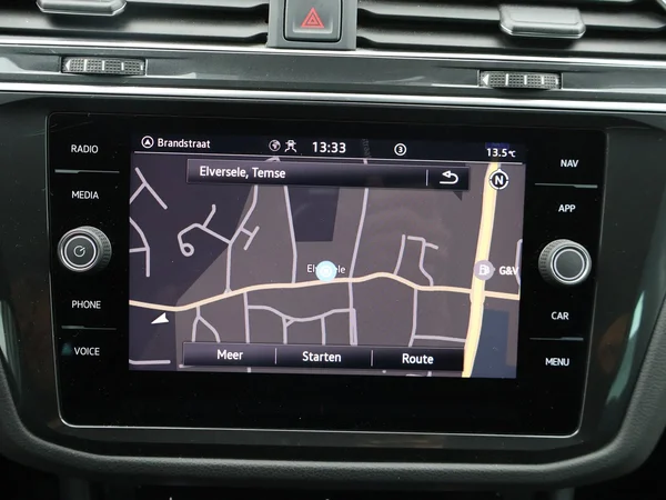 VOLKSWAGEN Tiguan eHybrid (PHEV) (2022) — foto 13 van 25