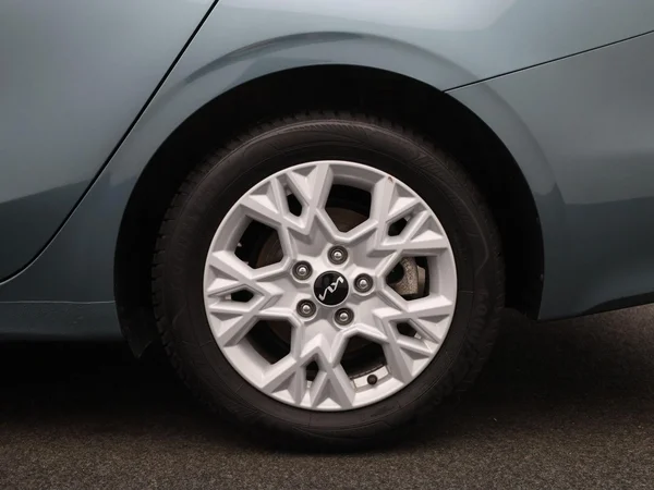 Kia cee'd (2024) — foto 5 van 37