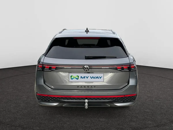VOLKSWAGEN Passat SW (2025) — foto 15 van 22