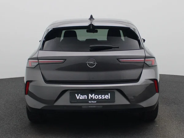 Opel Astra (2023) — foto 34 van 38