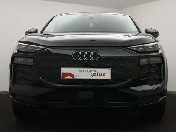 Audi Q6 e-tron (2025) — foto 2 van 24