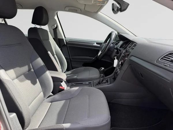 VOLKSWAGEN Golf VII Dsl (2018) — foto 16 van 21
