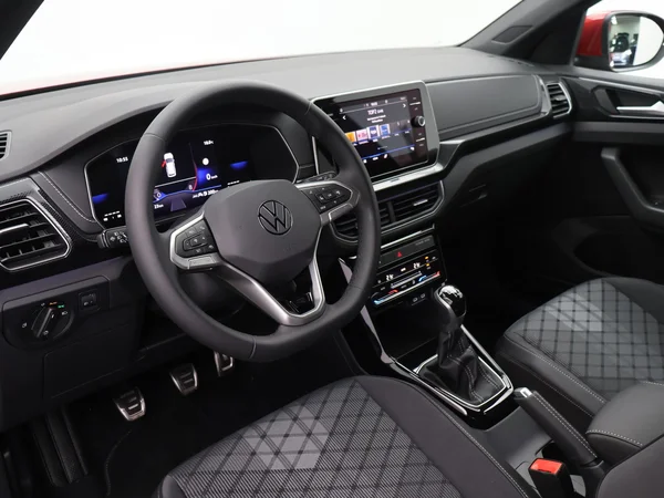 VOLKSWAGEN T-Cross (2025) — foto 8 van 24