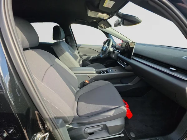 VOLKSWAGEN ID.3 Neo (2026) — foto 8 van 24
