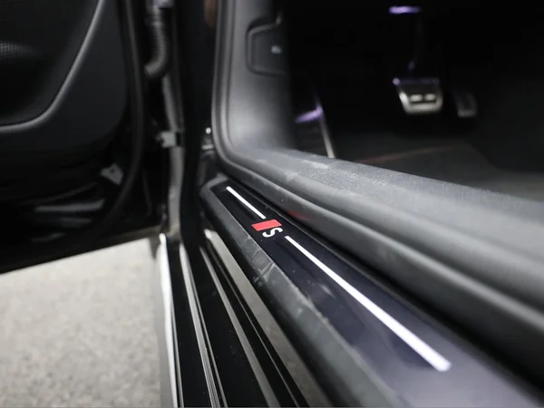 AUDI A6 Avant (2025) — foto 9 van 28