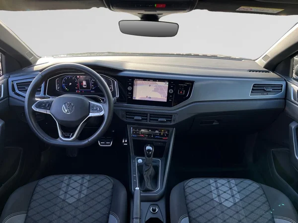 VOLKSWAGEN Taigo (2024) — foto 10 van 16