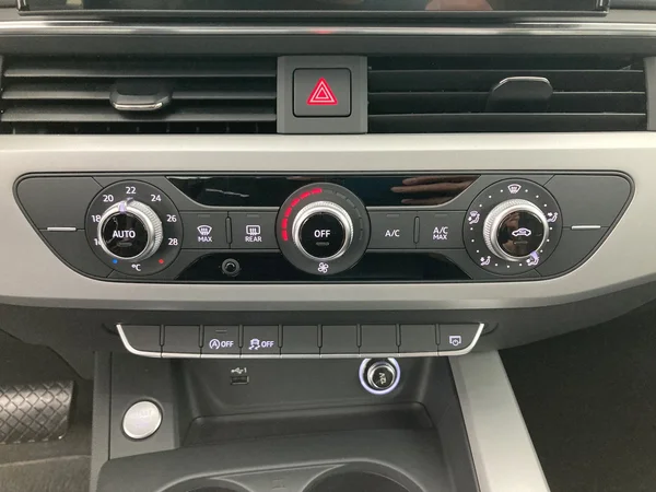 AUDI A4 Avant (2020) — foto 14 van 36