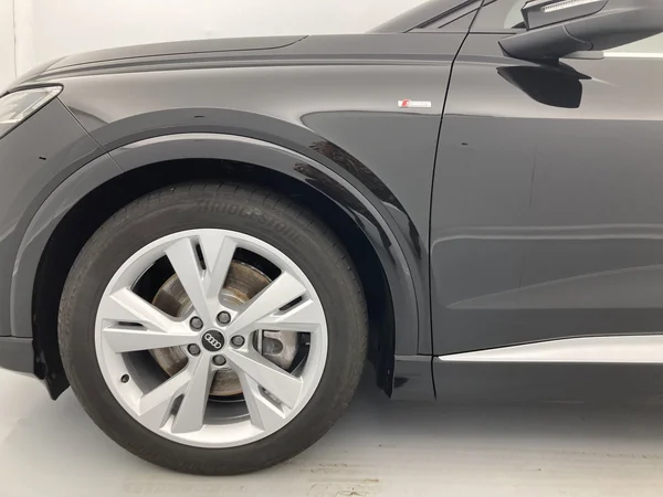AUDI Q4 e-tron (2022) — foto 21 van 30