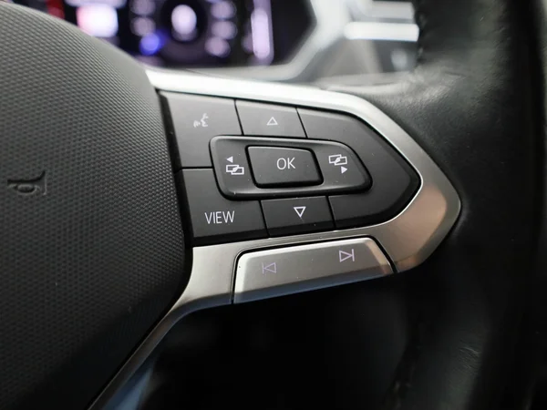 Volkswagen Tiguan (2022) — foto 13 van 45