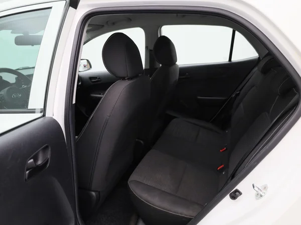 Kia Picanto (2021) — foto 2 van 34