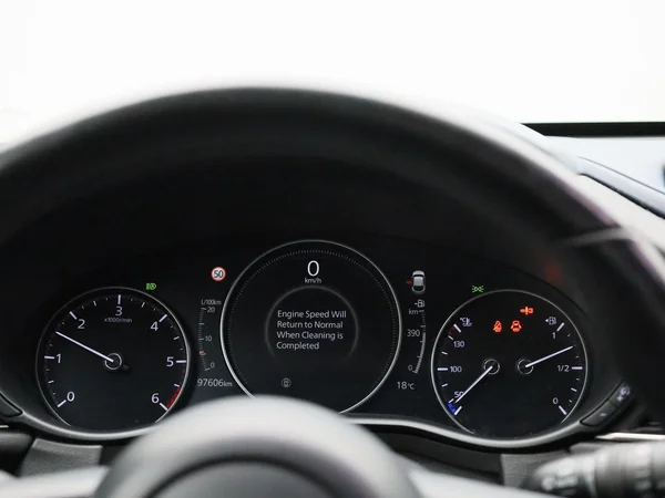 Mazda CX-30 (2020) — foto 2 van 41