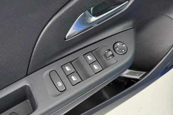Opel Corsa (2025) — foto 15 van 26