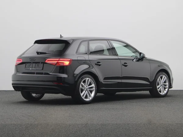 AUDI A3 Sportback (2019) — foto 11 van 18