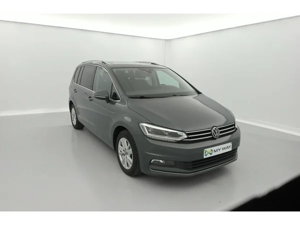 VOLKSWAGEN Touran (2020) — foto 23 van 36