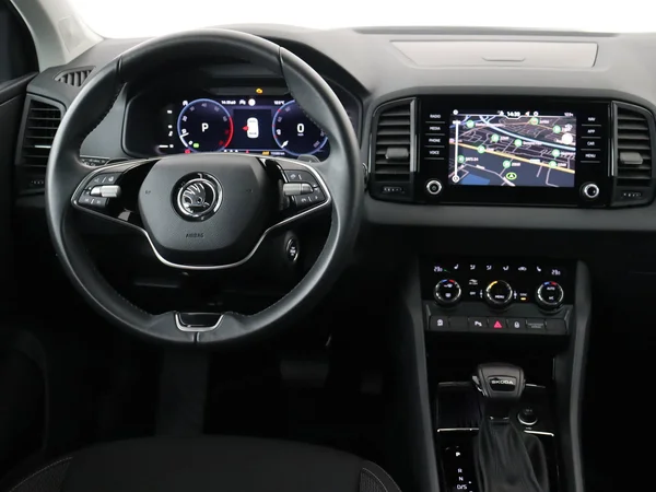 SKODA Karoq (2024) — foto 14 van 18