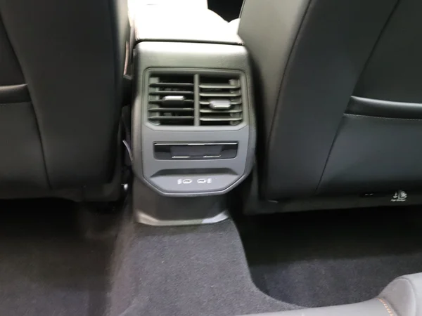 CUPRA Formentor (2025) — foto 17 van 31