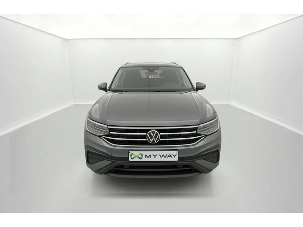VOLKSWAGEN Tiguan Allspace (2023) — foto 12 van 36