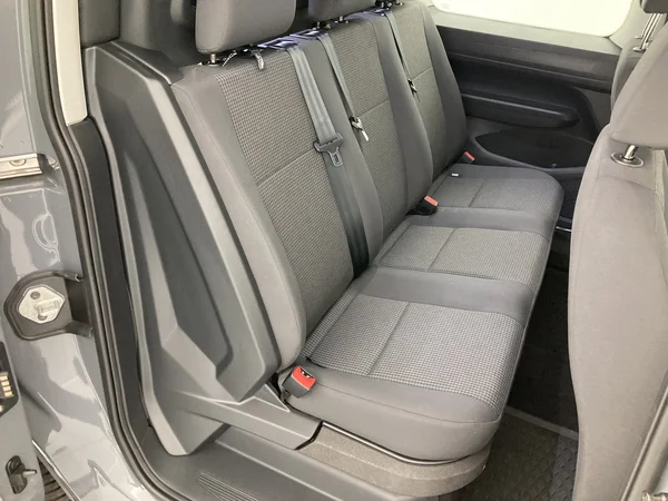 VOLKSWAGEN Caddy Maxi (2024) — foto 27 van 36