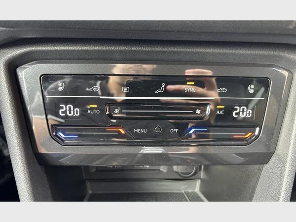 Volkswagen Tiguan Allspace (2023) — foto 14 van 40