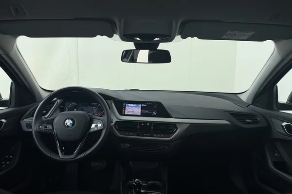 BMW 1 HATCH (2024) — foto 16 van 16
