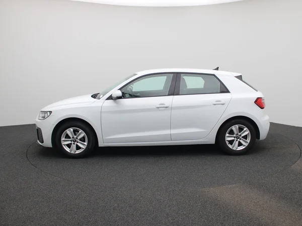 Audi A1 Sportback (2023) — foto 37 van 41