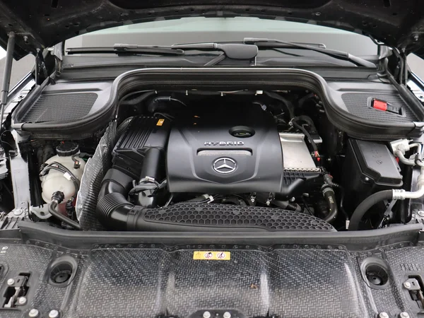 MERCEDES GLE 350 (2021) — foto 6 van 33
