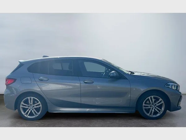 BMW 1 Hatch (2022) — foto 19 van 25