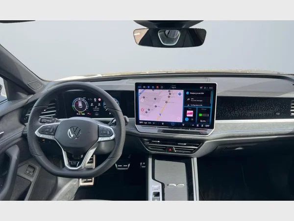 Volkswagen Passat Variant eHybrid (2026) — foto 3 van 24