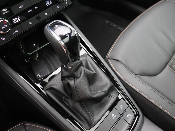 SKODA Scala (2024) — foto 3 van 21