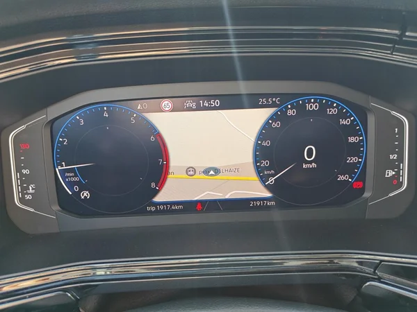 VOLKSWAGEN T-Cross (2023) — foto 4 van 19
