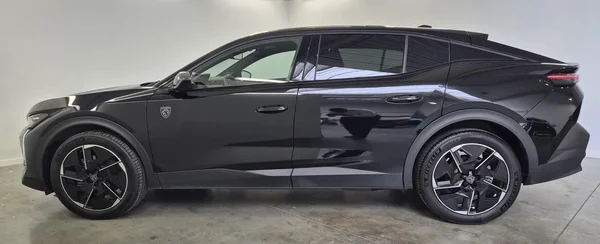 Peugeot 408 (2025) — foto 19 van 23