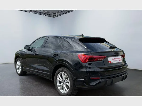 Audi Q3 Sportback (2025) — foto 12 van 29