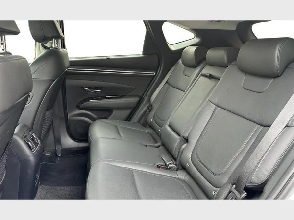 Hyundai TUCSON (2023) — foto 5 van 17