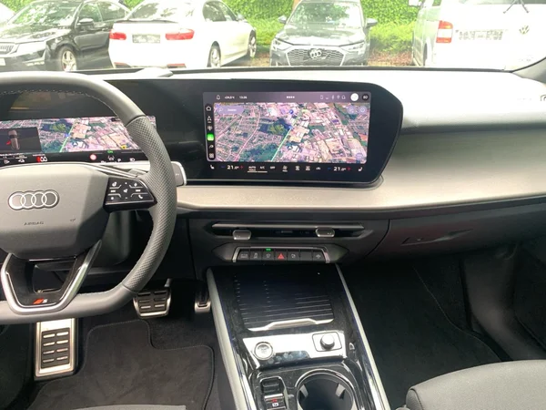 AUDI Q3 SUV e-hybrid (PHEV) (2026) — foto 10 van 23